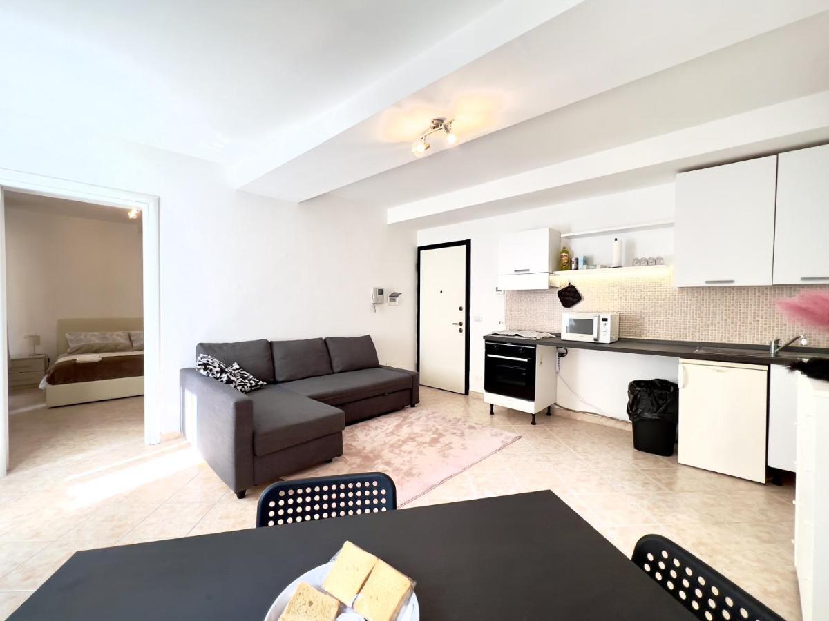 Casa Nandina In Centro Apartment Рапало Екстериор снимка
